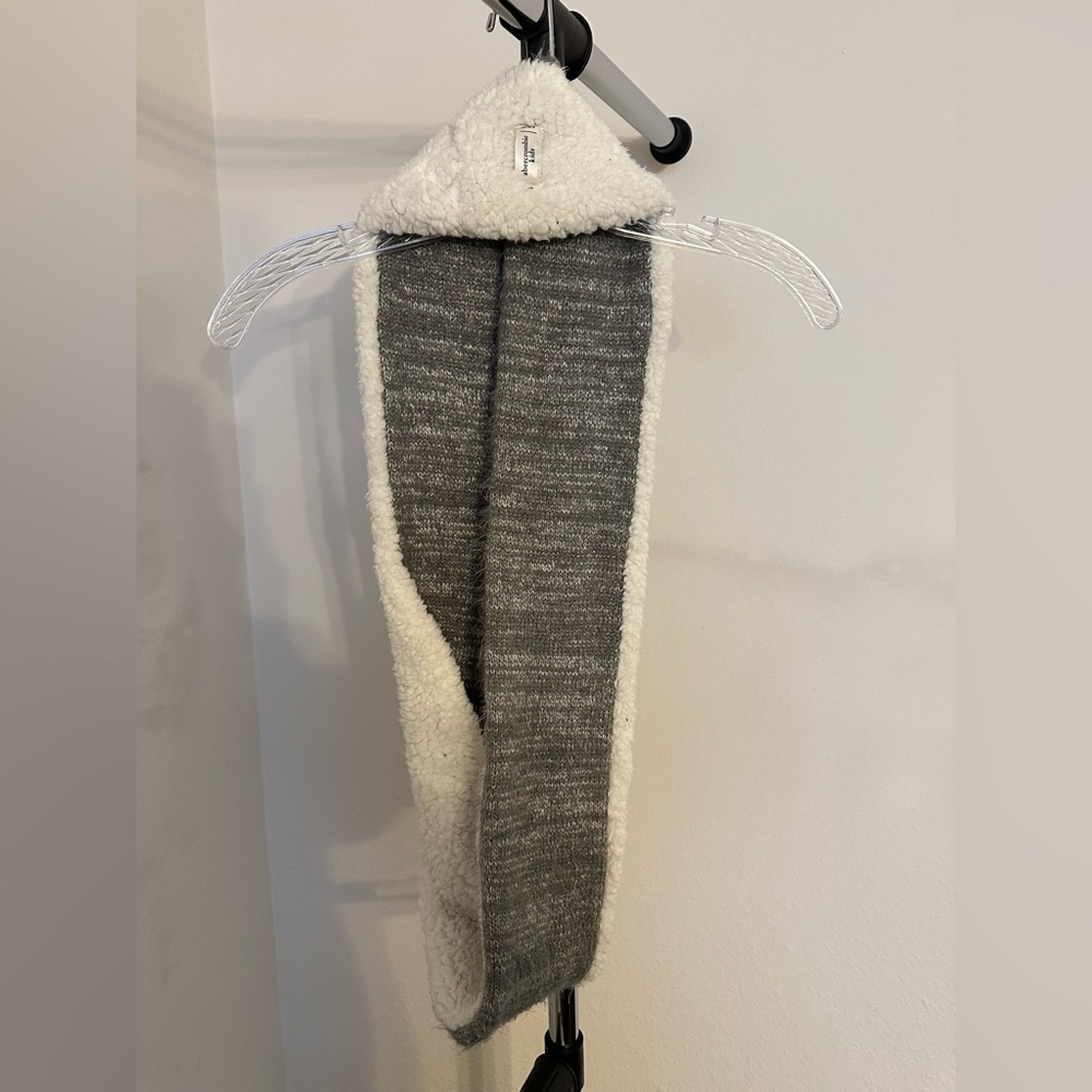 abercrombie kids Infinity Scarf with Knit/Sherpa - OS